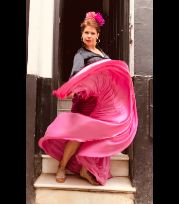 Falda flamenca profesional modelo Sevillanita fucsia