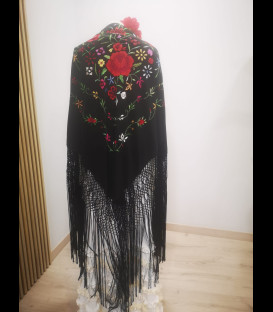 Mantón de seda para bailar en color negro bordado con colores